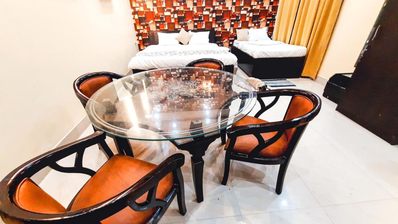 ורנאסי Hotel Rajyashree Palace מראה חיצוני תמונה